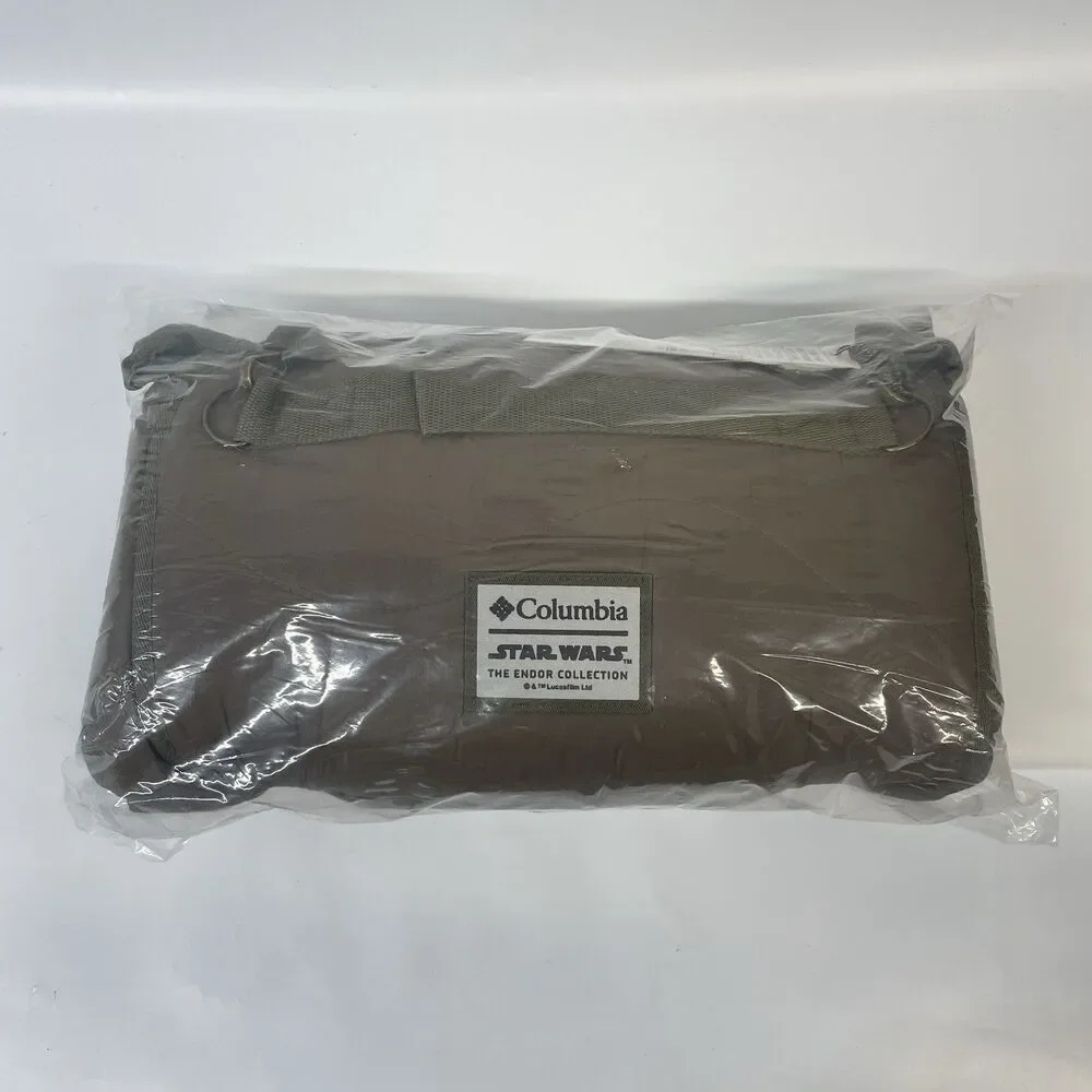 Columbia Star Wars Endor Collection Cargo Reversible Blanket NEW
